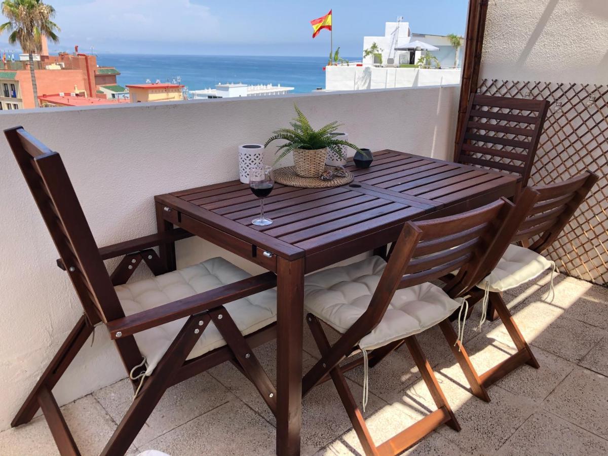 El Cortijuelo. Magnificent Triplex Terraced House With Rooftop Of 18M2, Overlooking The Sea. Parking Torremolinos Extérieur photo