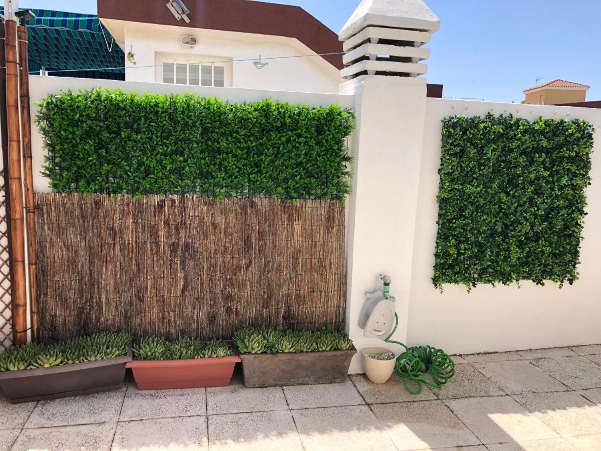 El Cortijuelo. Magnificent Triplex Terraced House With Rooftop Of 18M2, Overlooking The Sea. Parking Torremolinos Extérieur photo