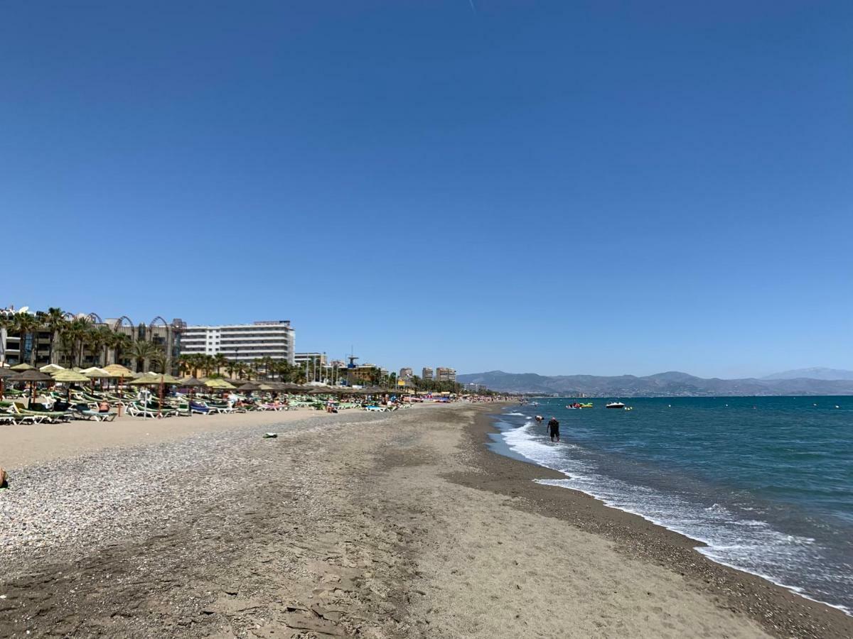 El Cortijuelo. Magnificent Triplex Terraced House With Rooftop Of 18M2, Overlooking The Sea. Parking Torremolinos Extérieur photo
