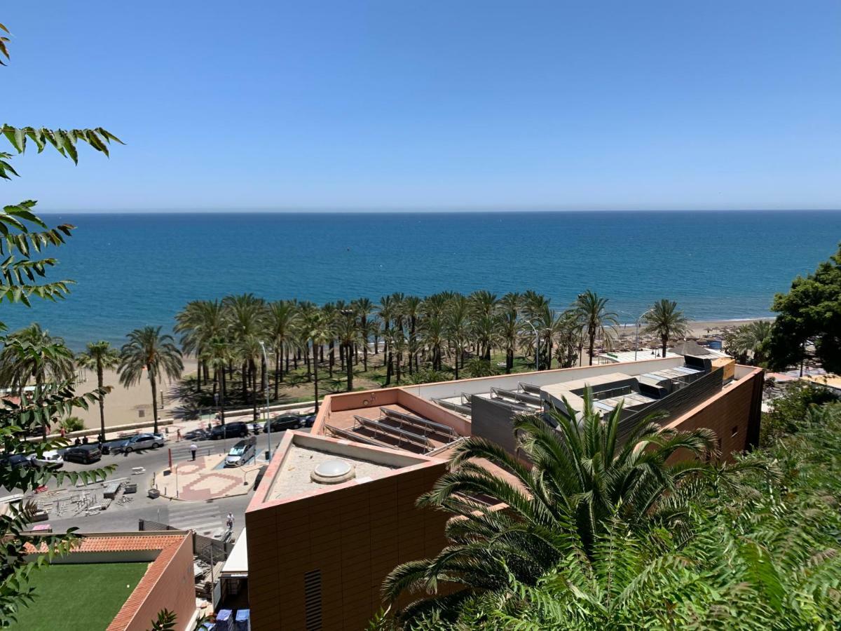 El Cortijuelo. Magnificent Triplex Terraced House With Rooftop Of 18M2, Overlooking The Sea. Parking Torremolinos Extérieur photo